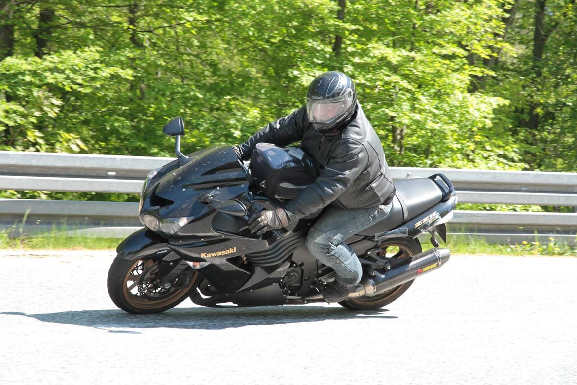 Kawasaki ZZR 1400 billede 8