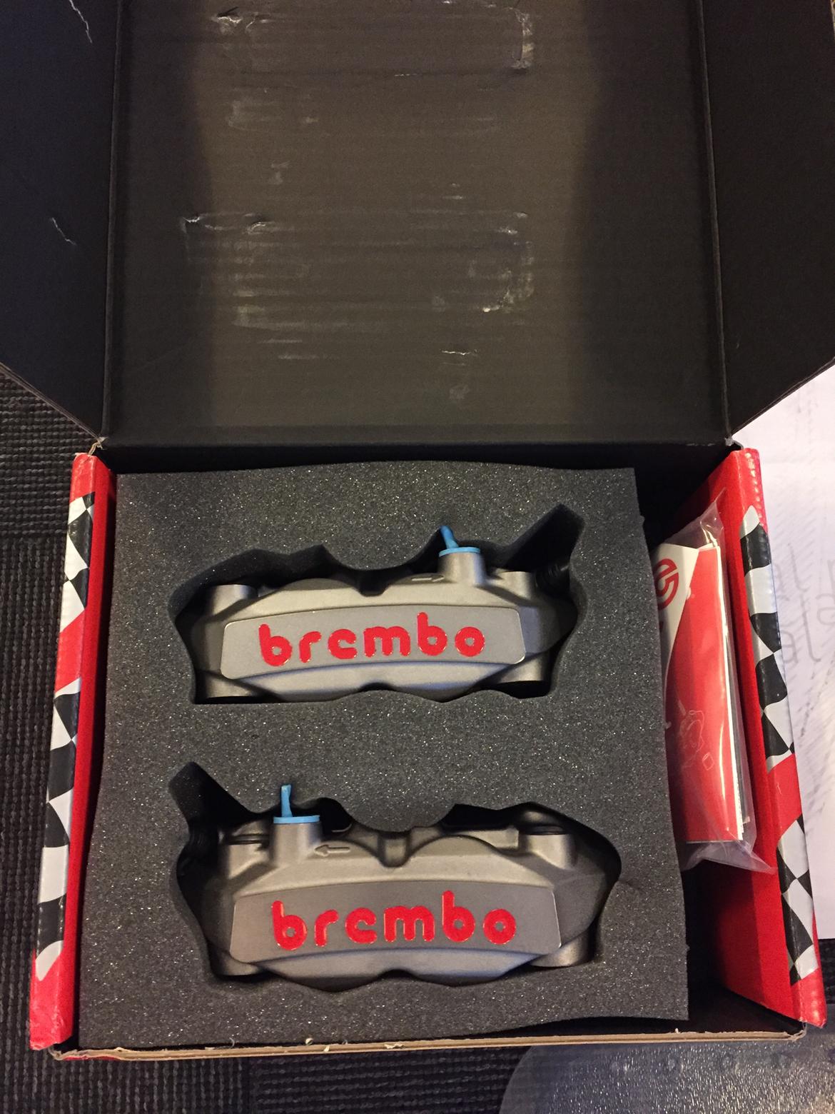 Yamaha YZF-R1 - Brembo M4 108 mm skal på i 2017 billede 7