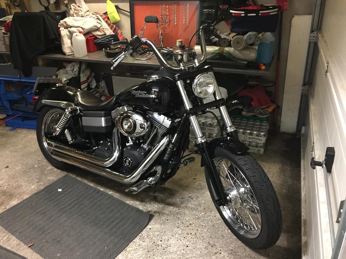 Harley Davidson Dyna Street Bob - FXDB billede 1