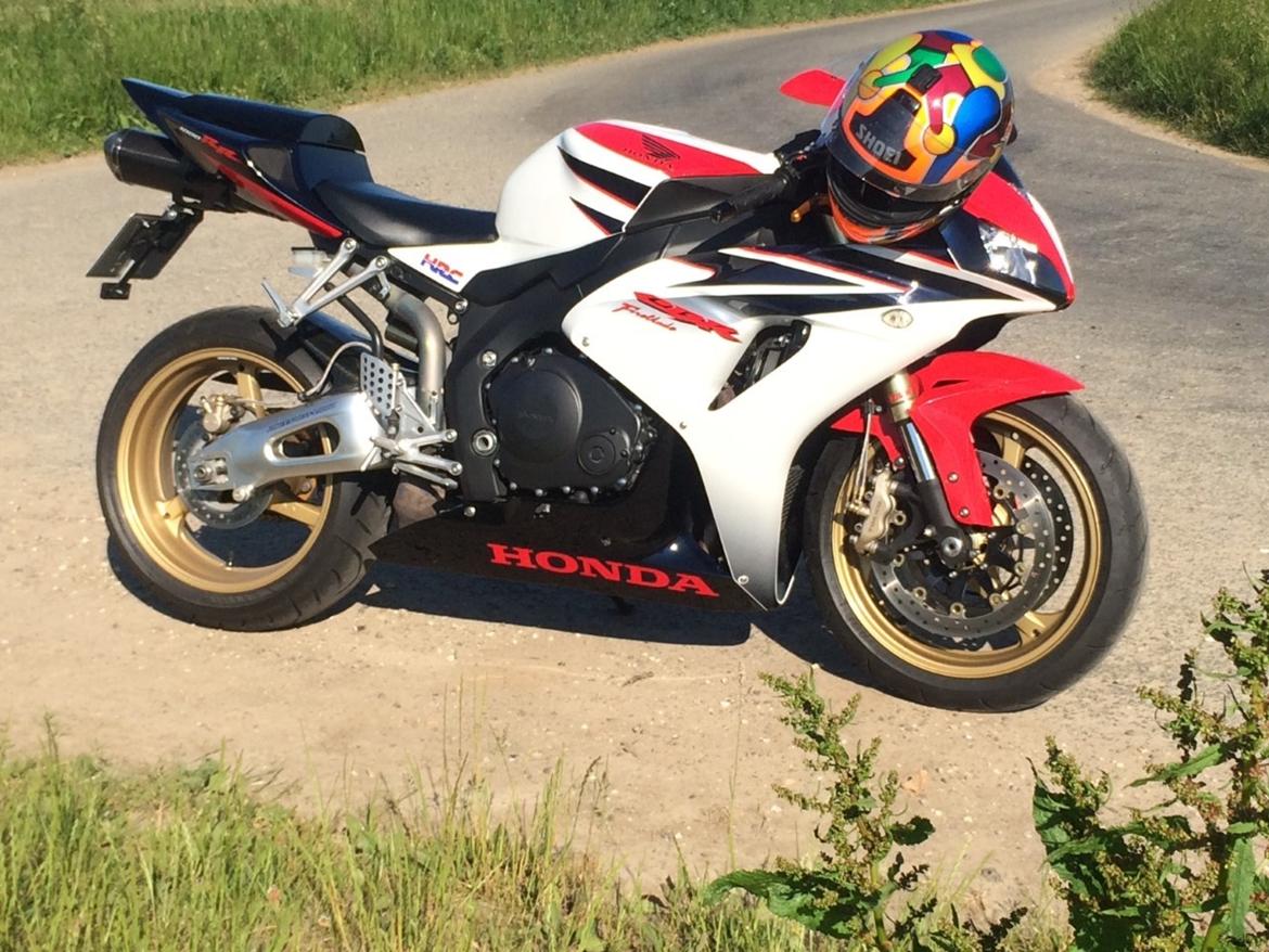 Honda CBR1000RR billede 1
