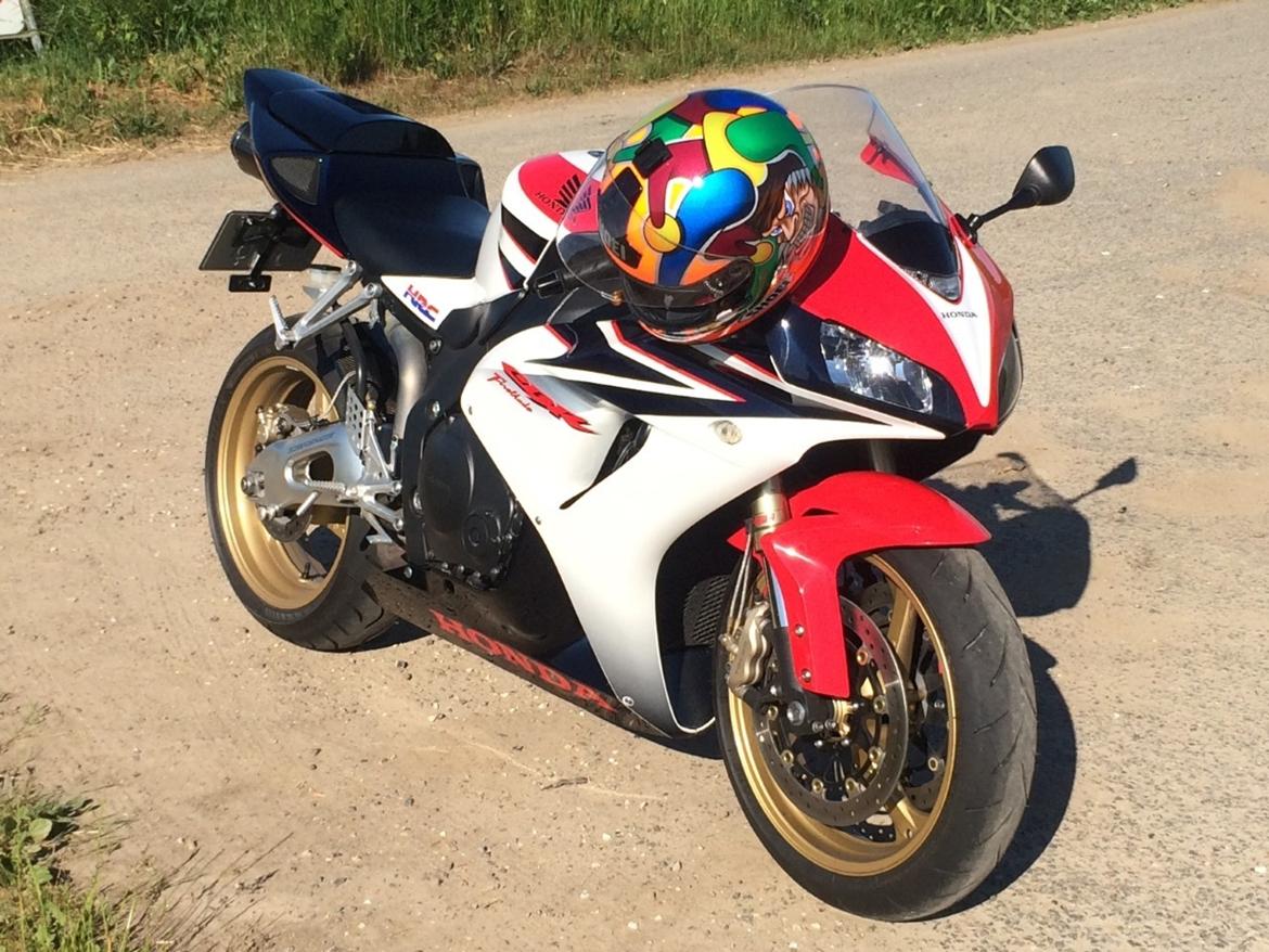 Honda CBR1000RR billede 2