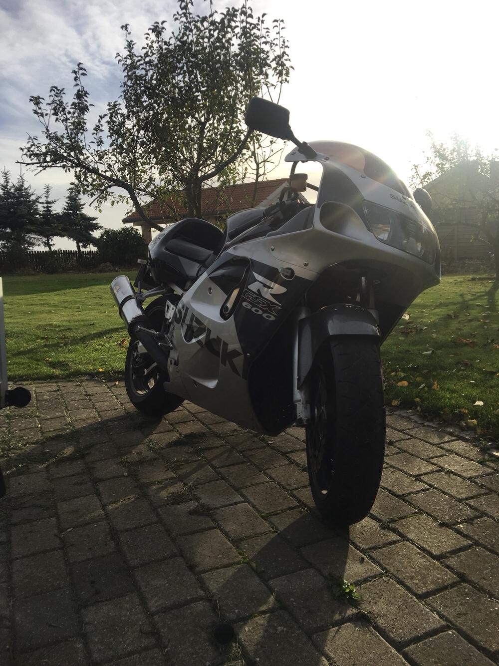 Suzuki Gsx-r 600 srad billede 3