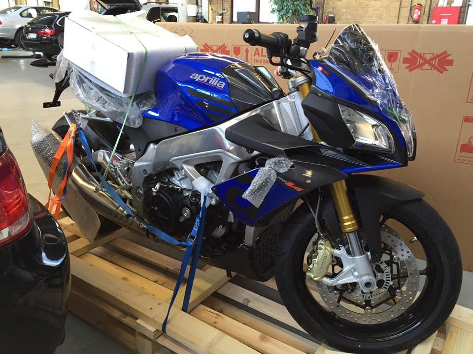 Aprilia Tuono V4 1100 RR billede 3