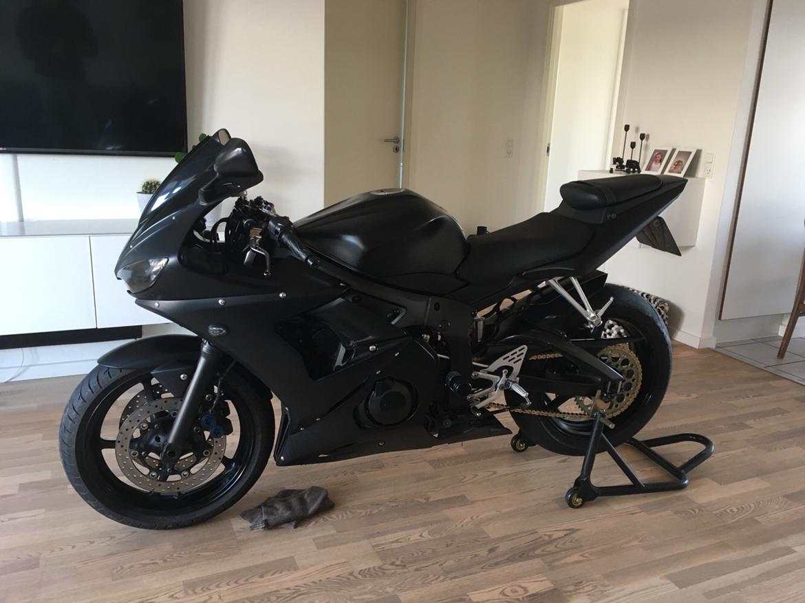 Yamaha YZF R6 billede 11
