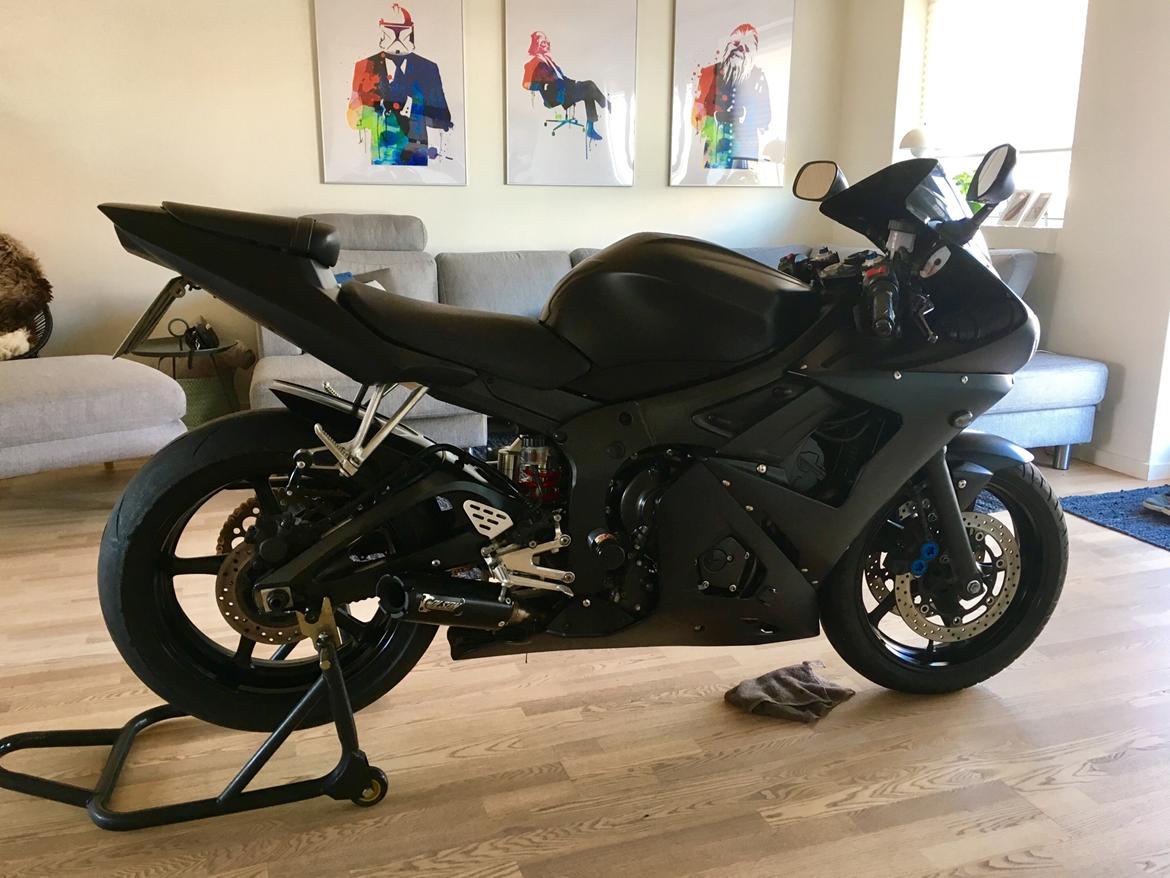 Yamaha YZF R6 billede 1