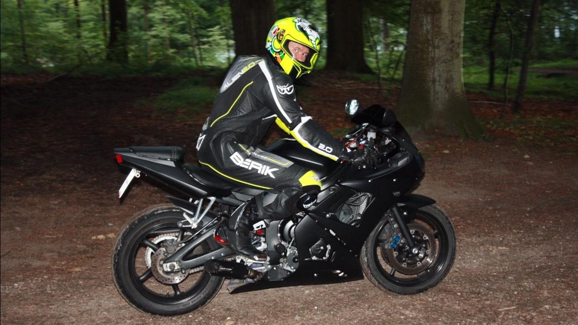 Yamaha YZF R6 billede 15