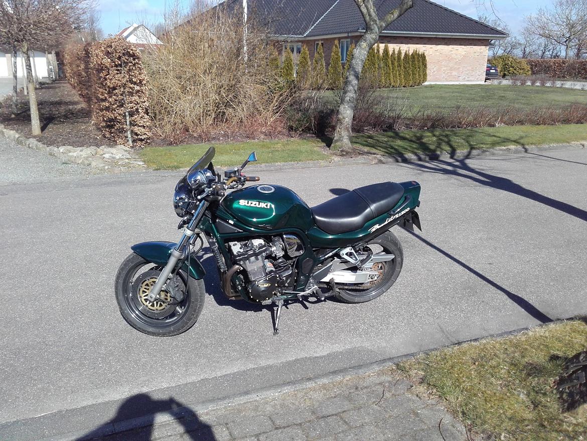 Suzuki Bandit GSF 1200  SOLGT - Lige hjemkommet fra købet oppe nordpå. billede 1