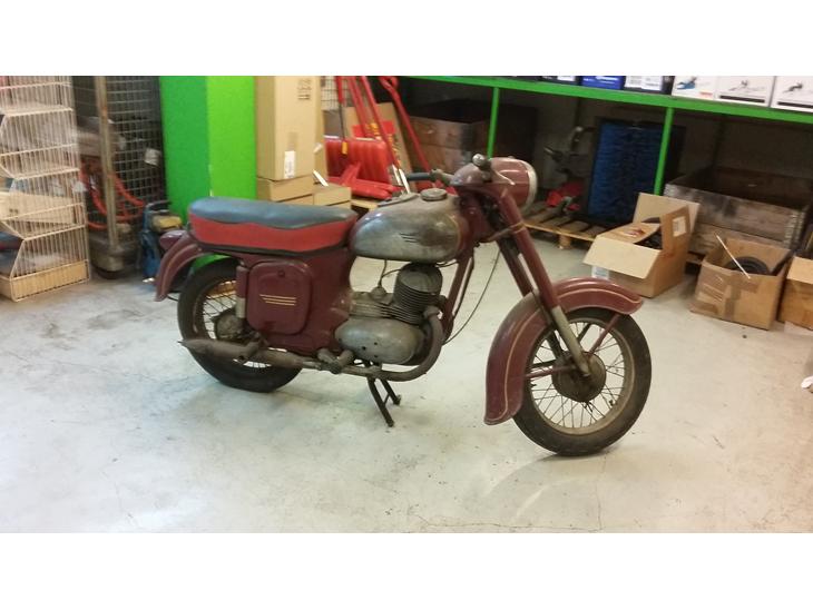 Jawa 356 billede 1