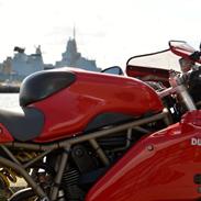 Ducati 900 SuperSport IE