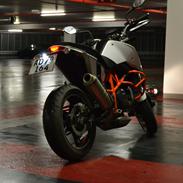 KTM Duke 690