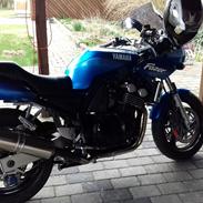 Yamaha Fzs 600 fazer