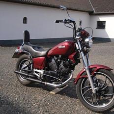 Yamaha XV 750 SE # SOLGT #