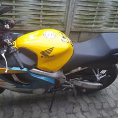 Honda cbr 600 f4