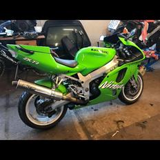 Kawasaki Ninja - ZX-7R 