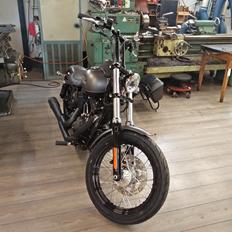 Harley Davidson Dyna Street Bob