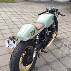 Moto Guzzi v65 cafe racer