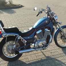 Suzuki VS 750 Intruder