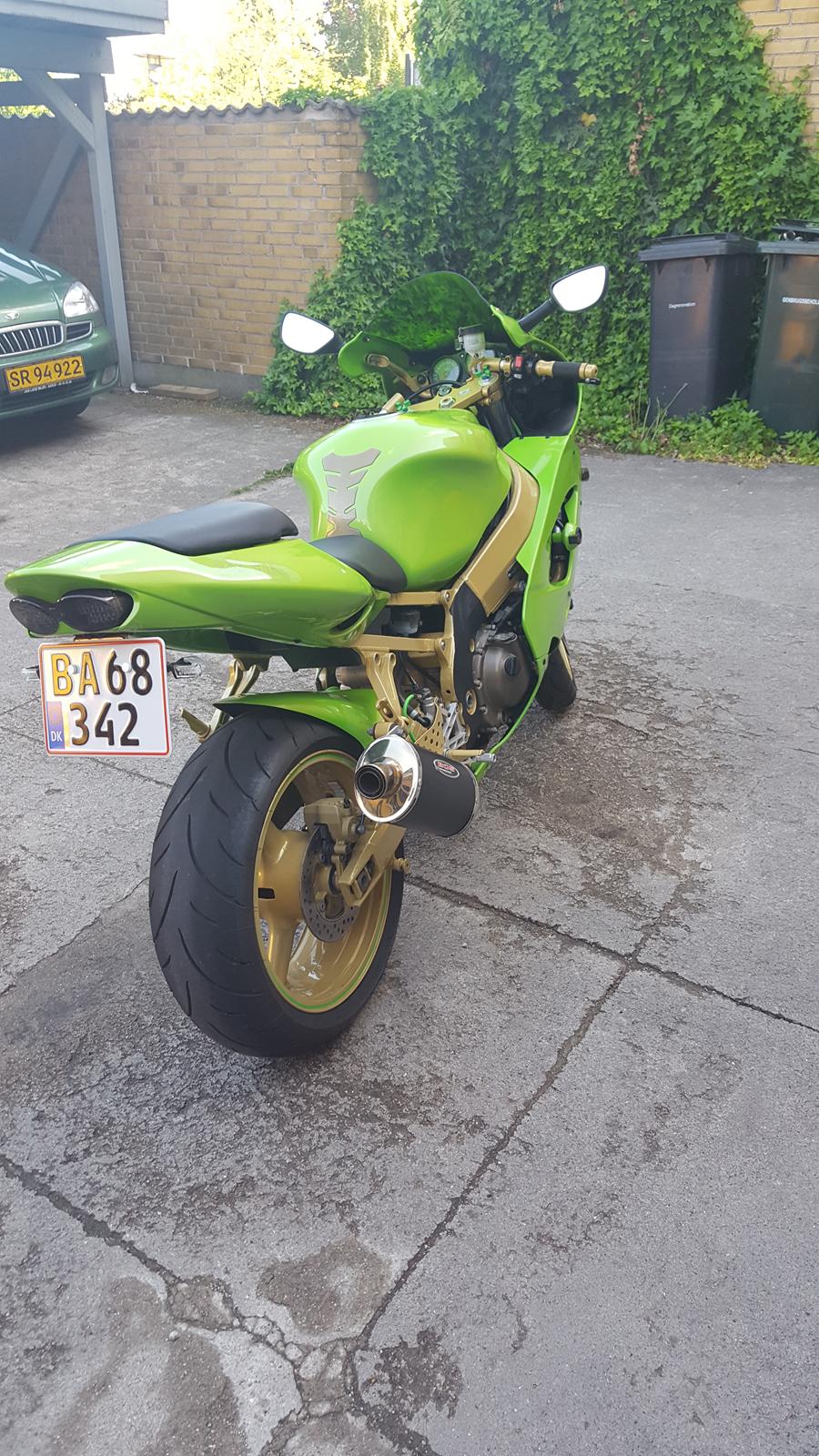 Kawasaki Ninja ZX9R billede 13