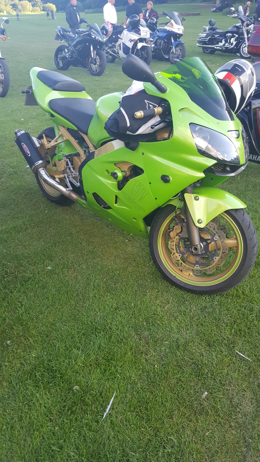 Kawasaki Ninja ZX9R billede 16