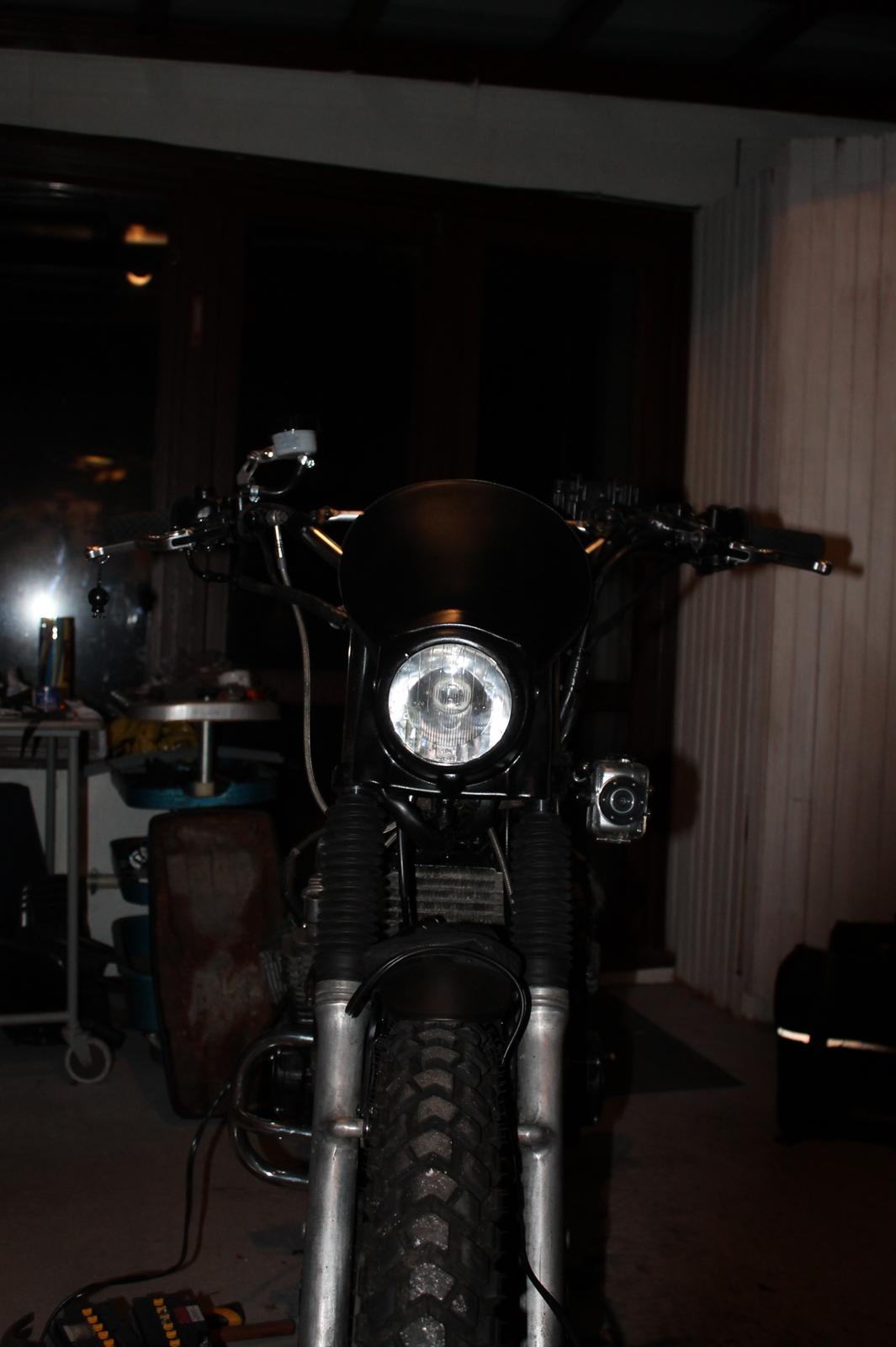 Yamaha xj 550 - Så fik jeg malet kåben billede 16