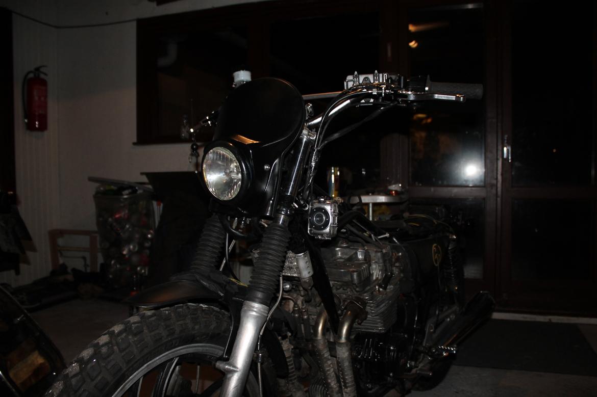 Yamaha xj 550 - Et lille kamera blev der også plads til billede 17