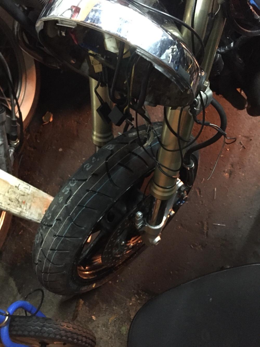 Yamaha XJ550 billede 32