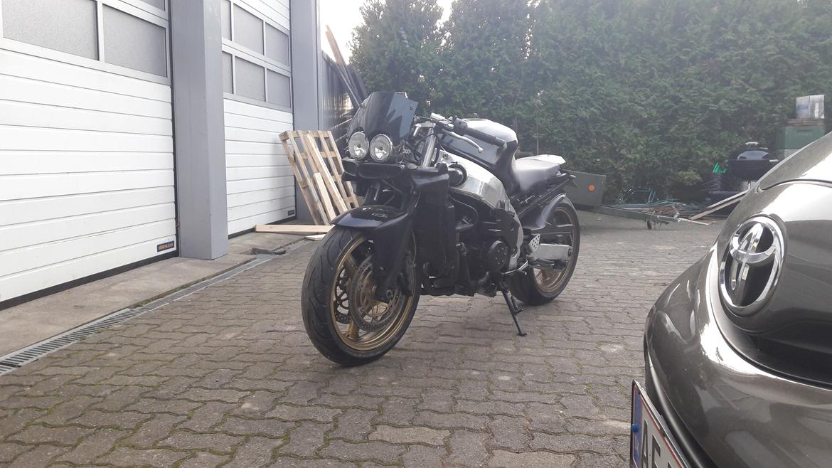 Kawasaki ZX9R NINJA BULLY RACER billede 2