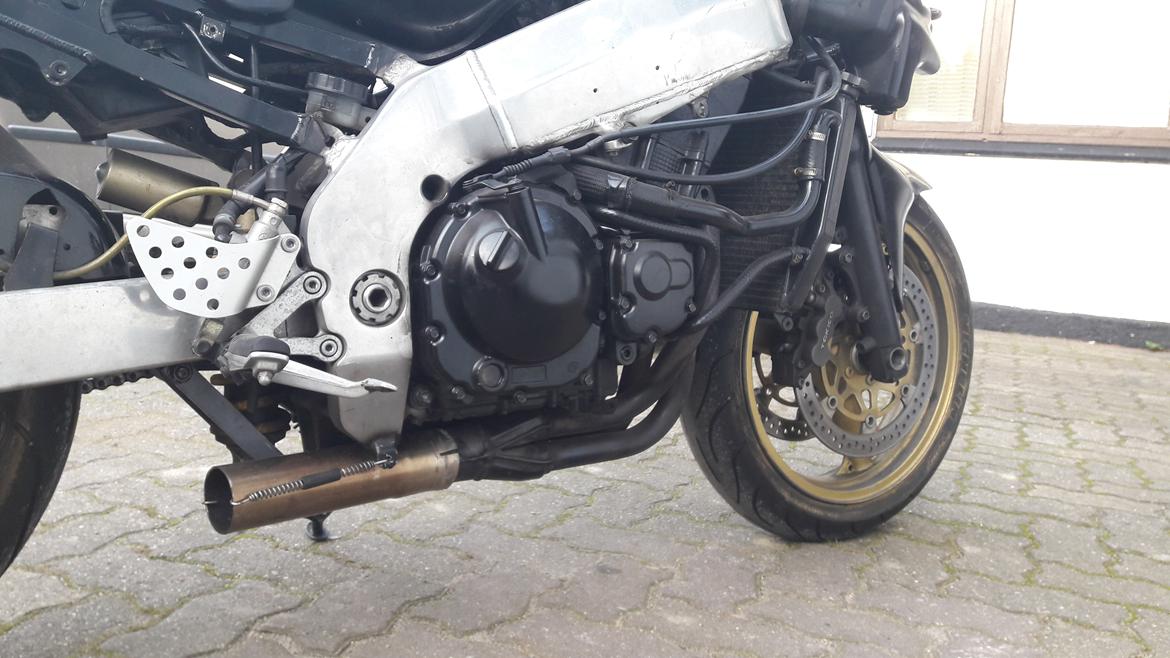 Kawasaki ZX9R NINJA BULLY RACER billede 3