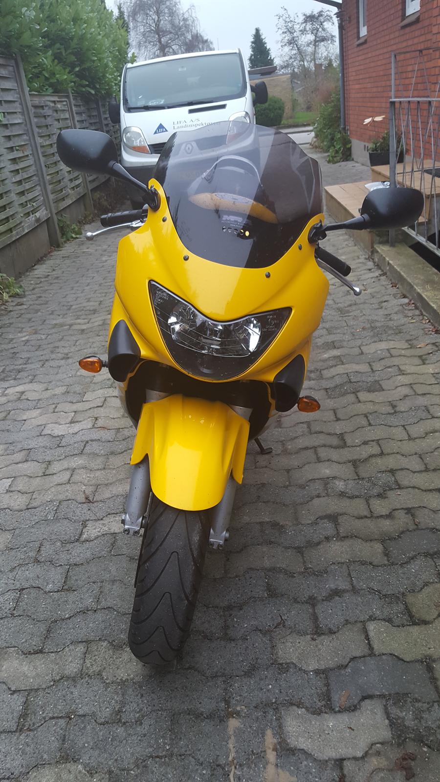 Honda cbr 600 f4 billede 3