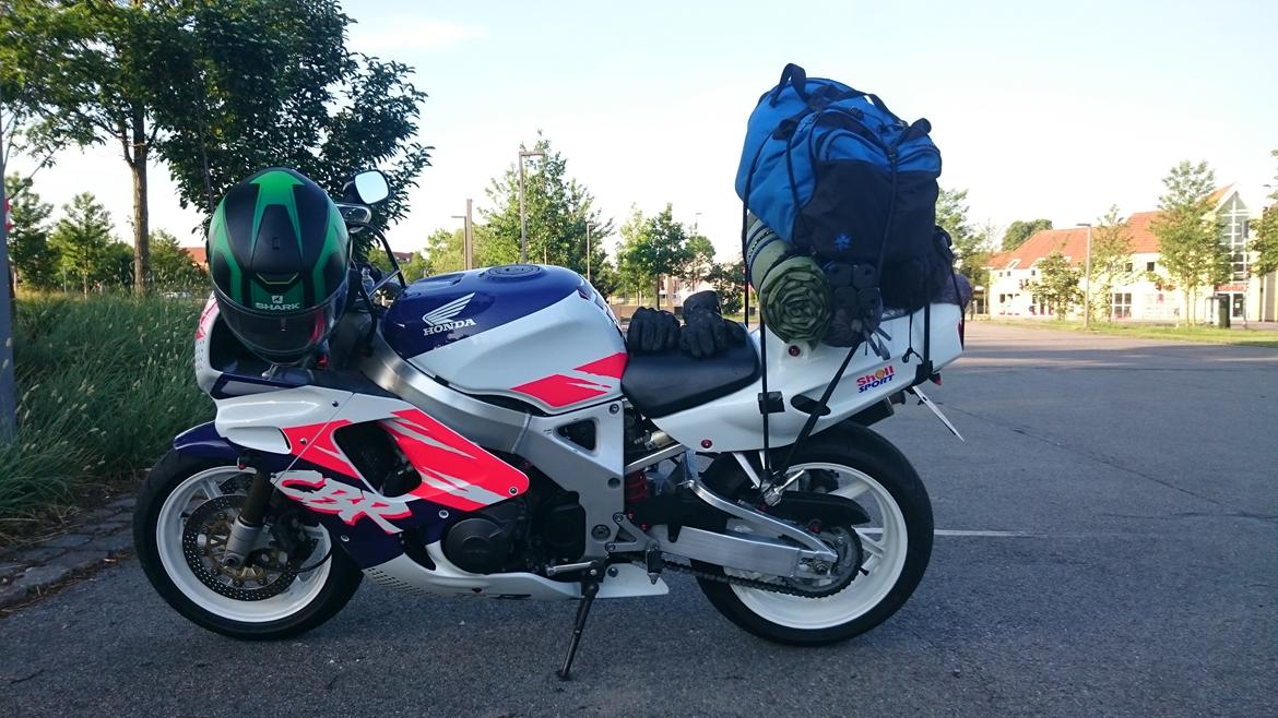 Honda cbr 900 rr sc28  billede 18