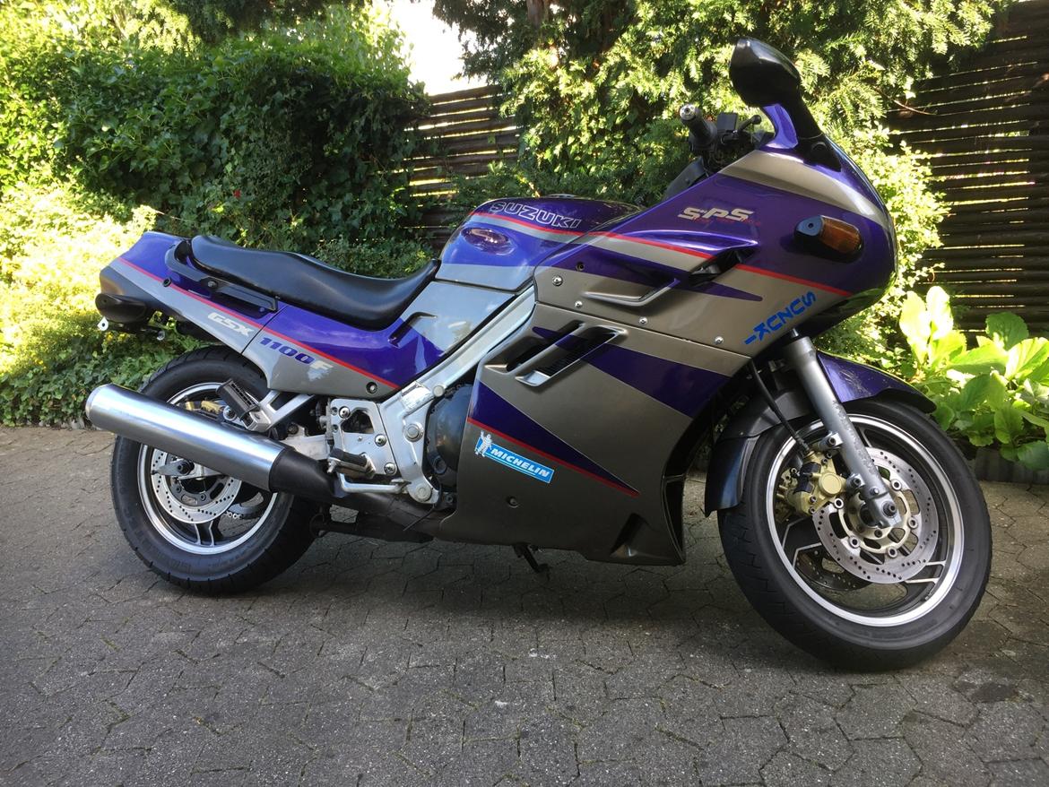 Suzuki GSX1100EF billede 5