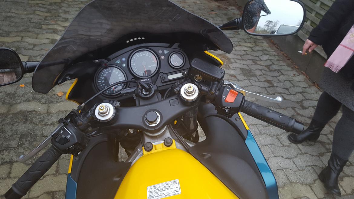 Honda cbr 600 f4 billede 5