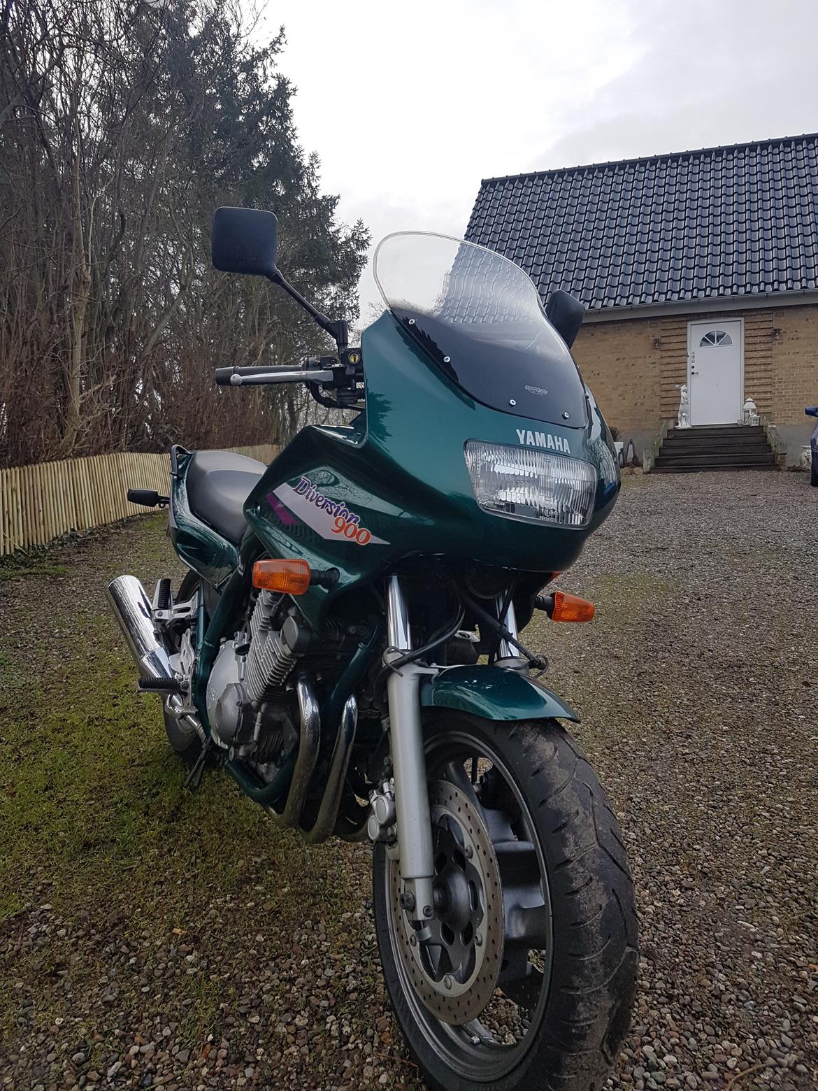 Yamaha xj 900 diversion Billeder af mcer Uploaded af kawa
