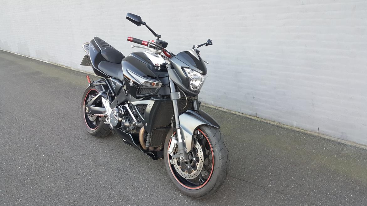 Suzuki GSX 1300 B-King Solgt billede 3