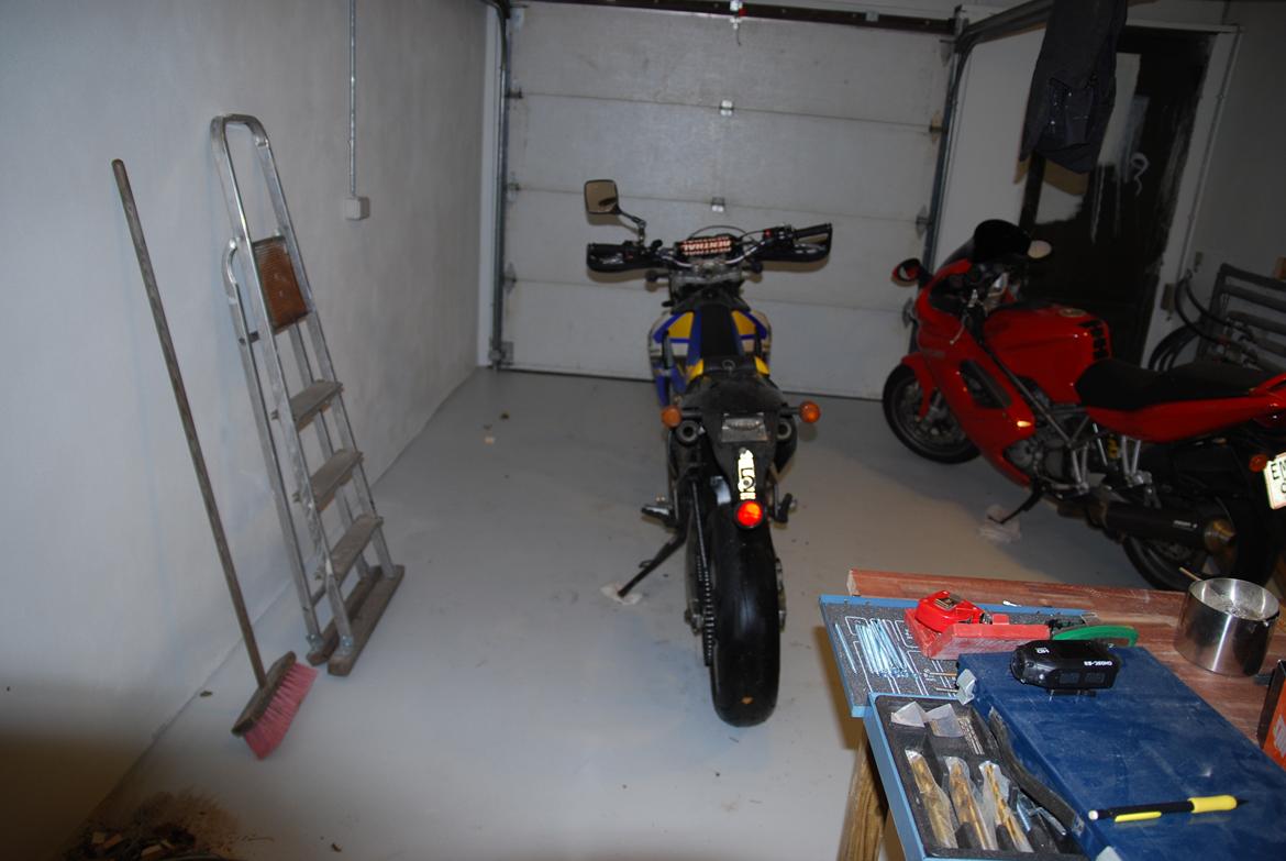 Husqvarna 610 SM-E - Før renovation og kosmetiske opgraderinger billede 13