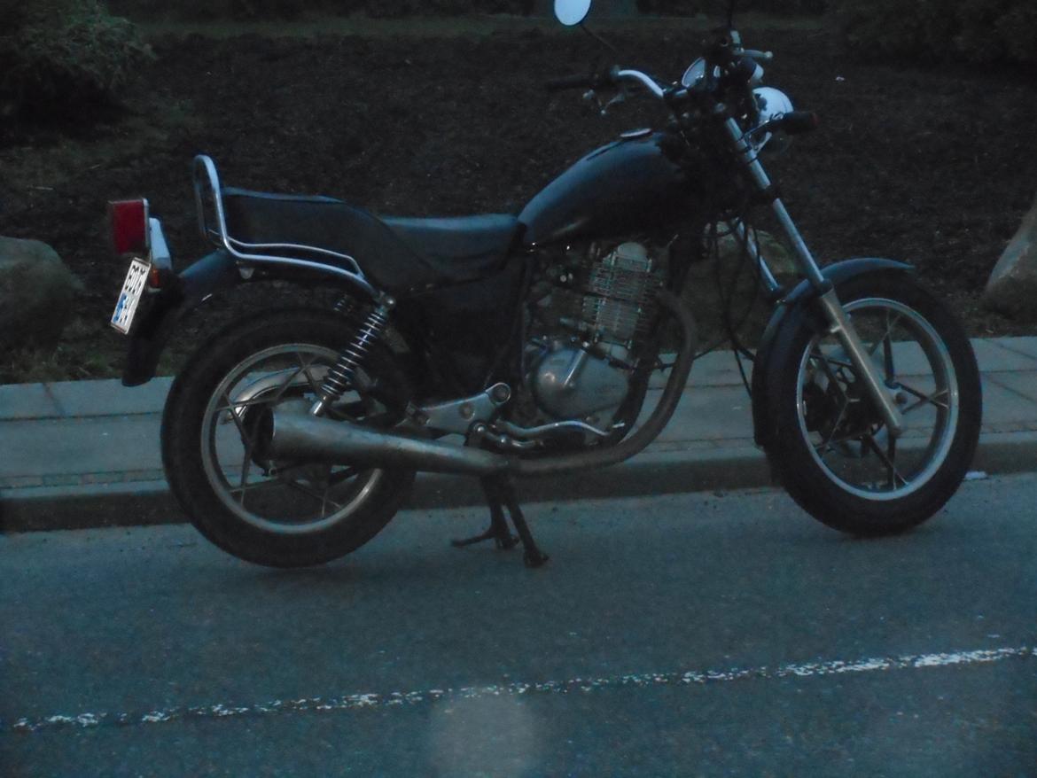 Suzuki GN400 TD billede 11