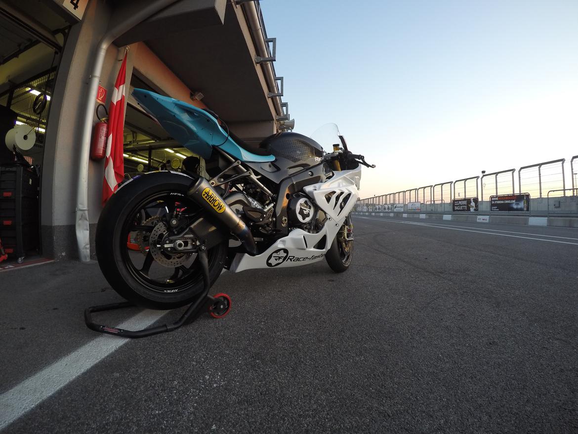 BMW S1000RR billede 4