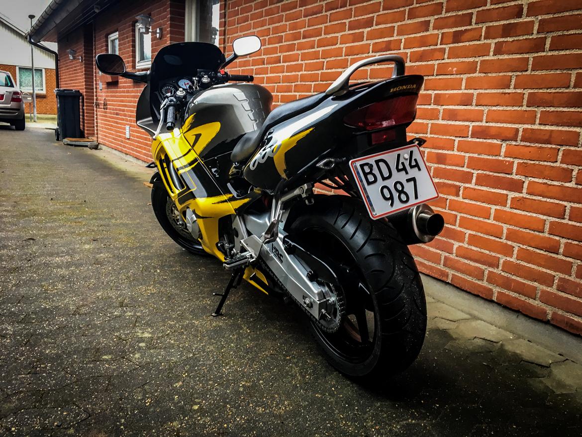 Honda CBR 600 F3 billede 3
