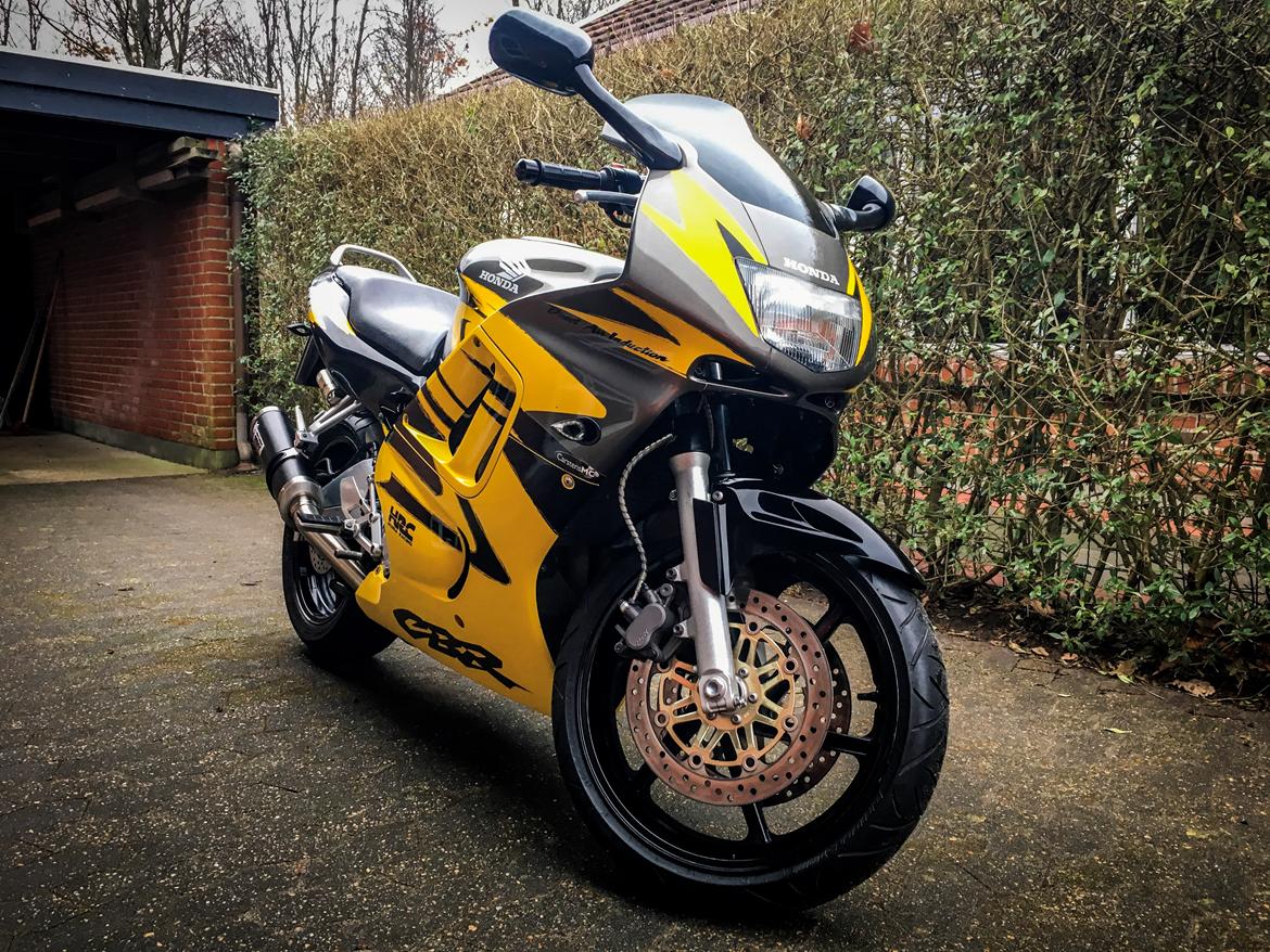 Honda CBR 600 F3 billede 1