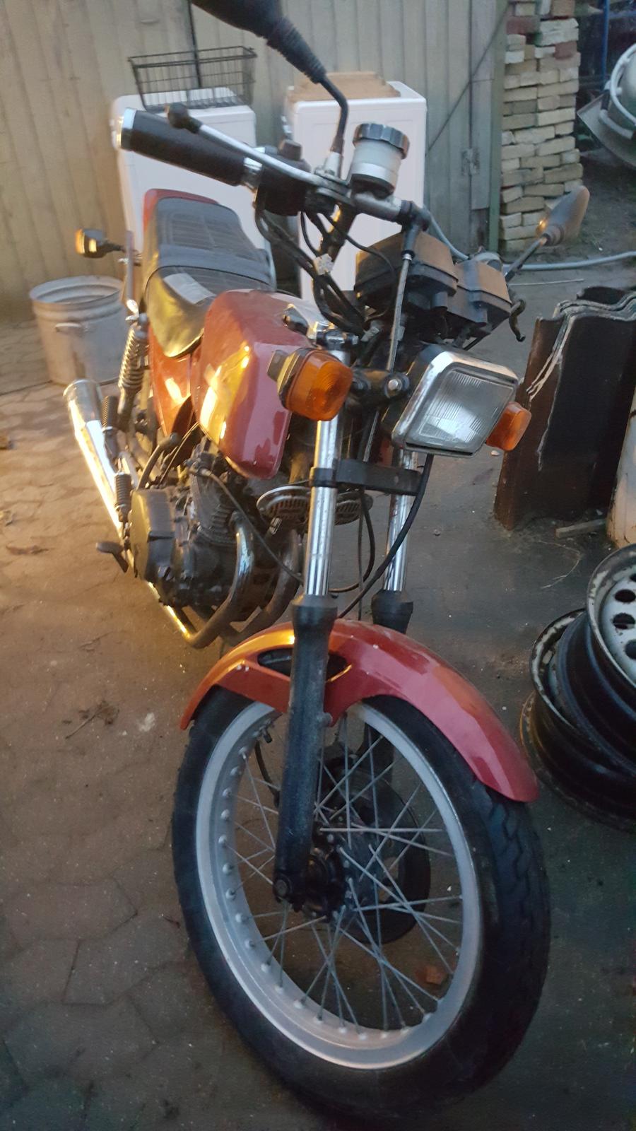 Honda cb 250 re billede 3