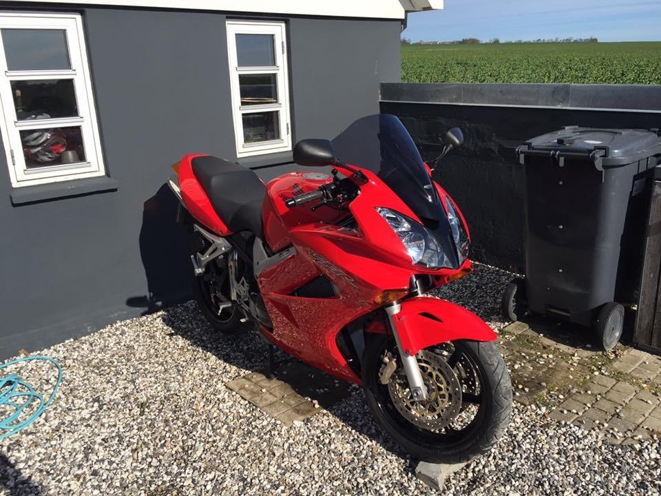 Honda VFR 800 Vtec billede 4