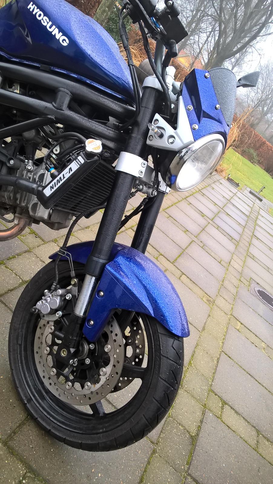 Hyosung GT 650 billede 11