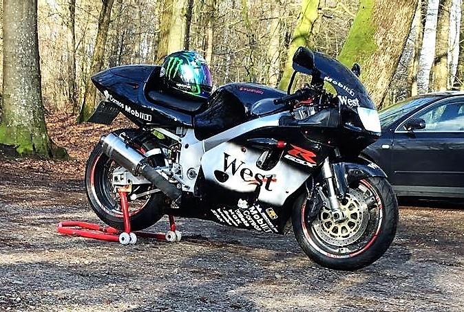 Suzuki GSX-R 750 Srad - Solgt billede 5