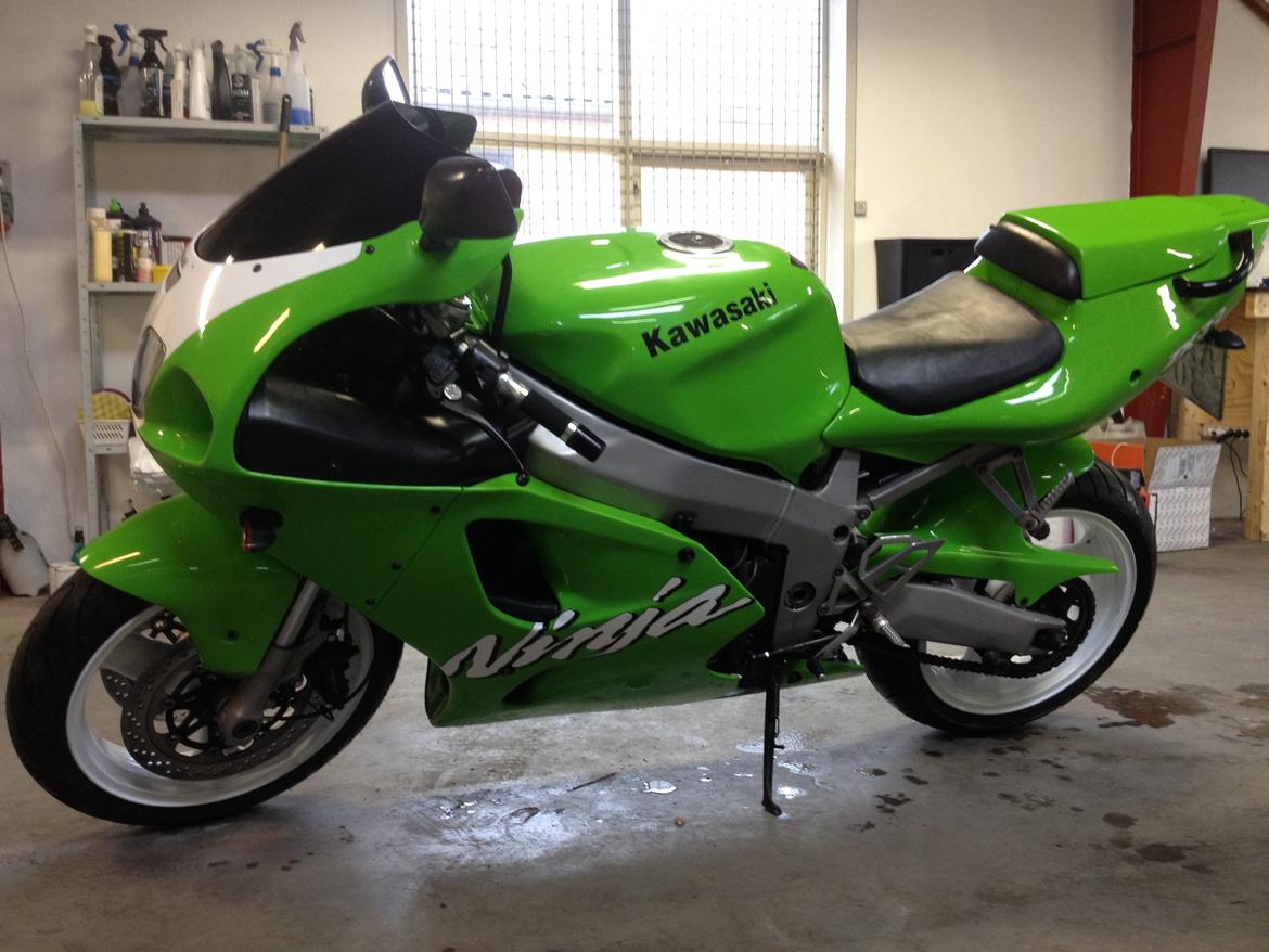 Kawasaki Ninja - ZX-7R  billede 4