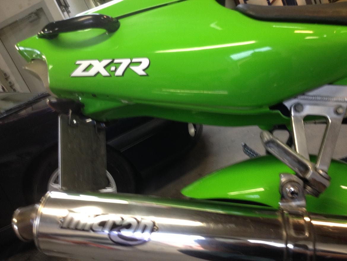 Kawasaki Ninja - ZX-7R  billede 10