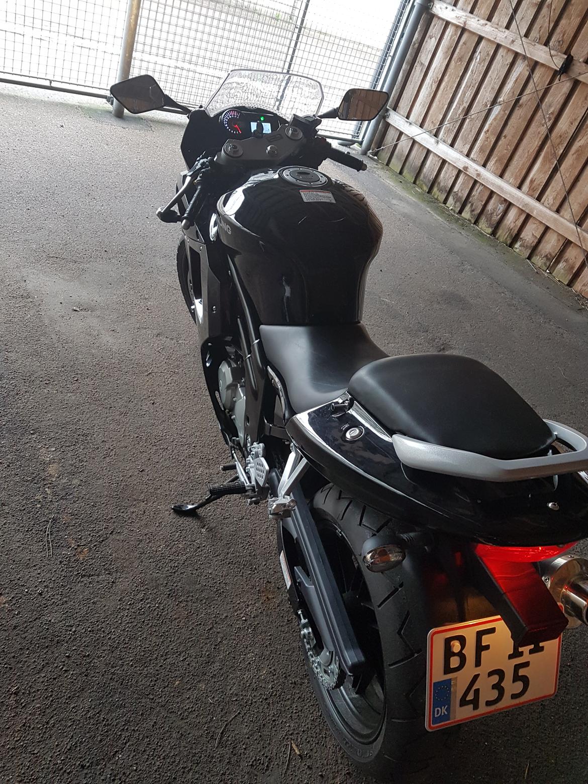 Hyosung GT650R billede 3