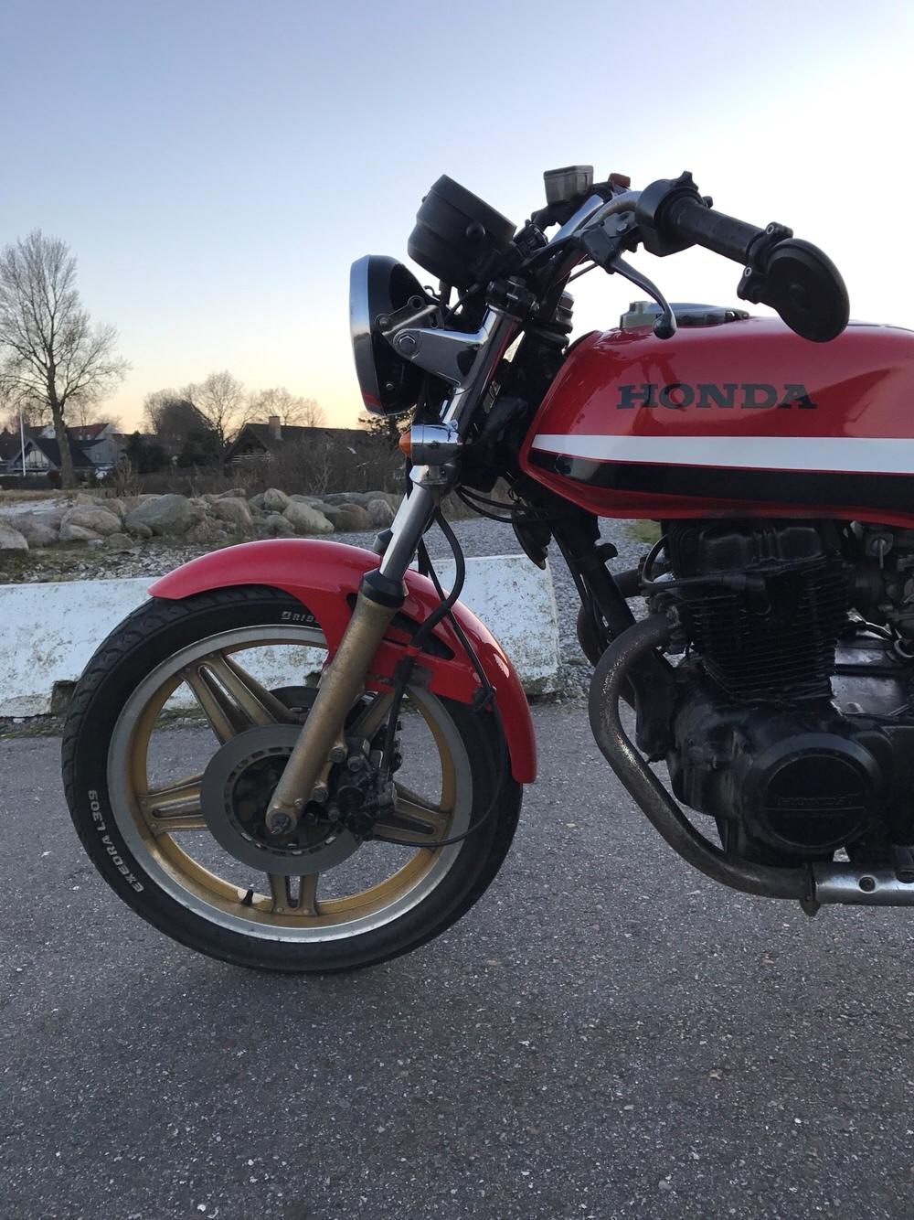 Honda CB400T billede 2