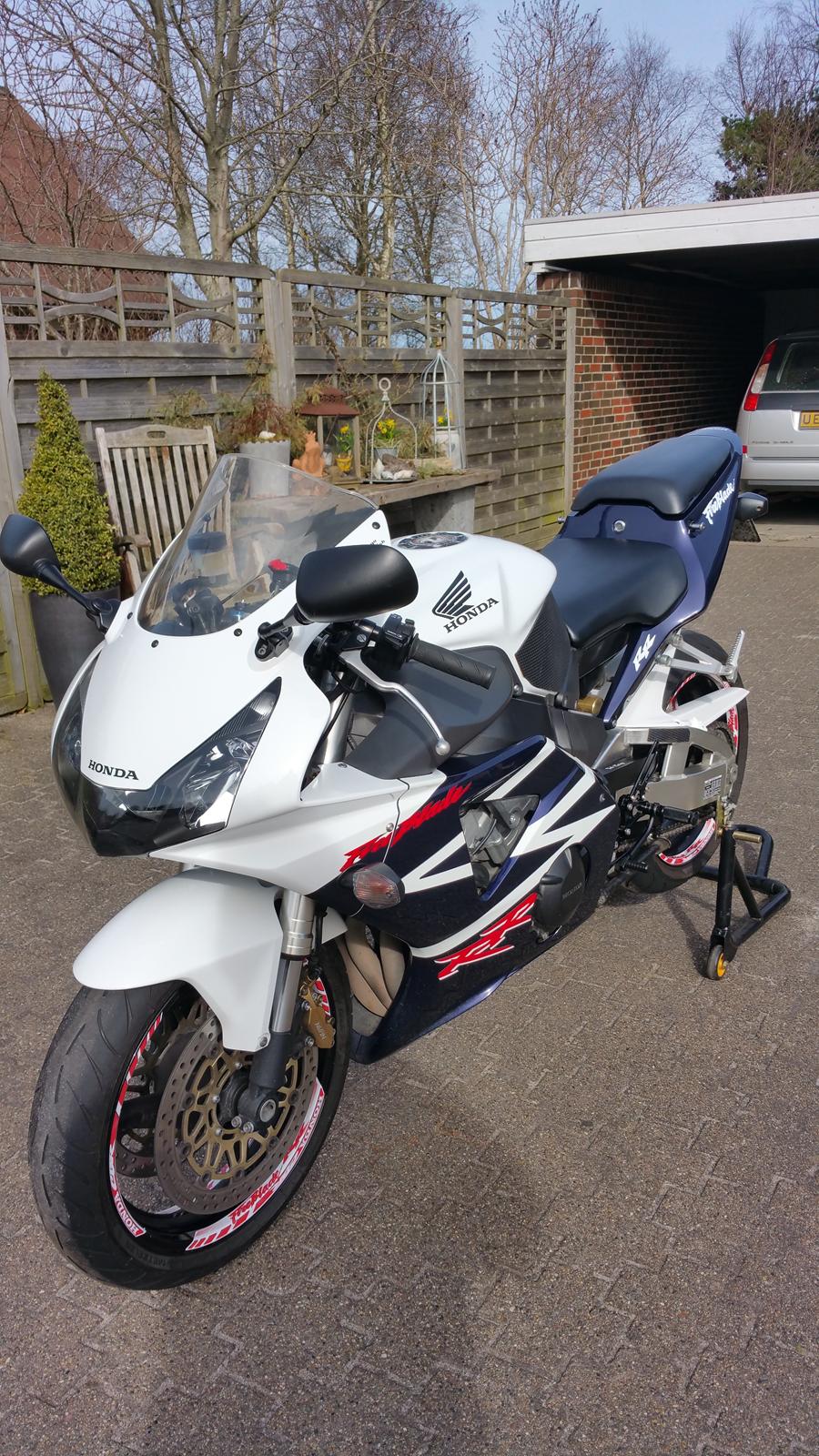 Honda Cbr fireblade 954 billede 2