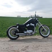 Suzuki Intruder 1400 / Ombygget 2017