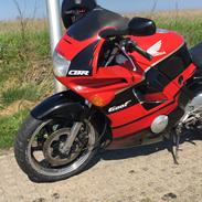 Honda cbr 600 f2